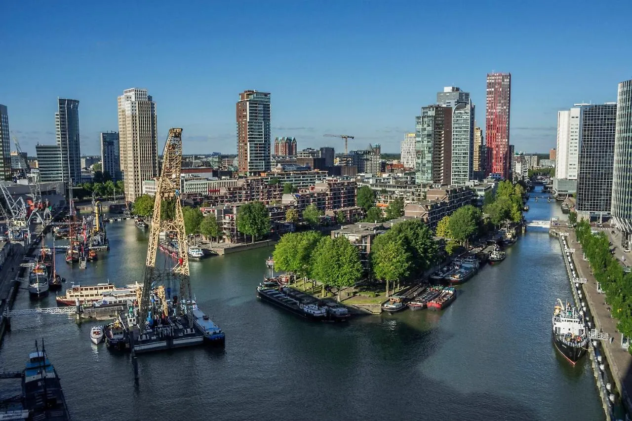 Hotel De Coaster & Aquarium Ponton Rotterdam Nizozemsko